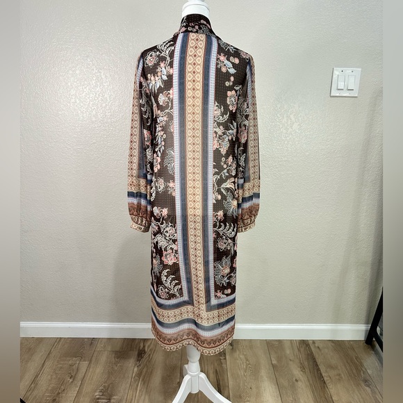 BASIL & LOLA SHEER DRESS - Picture 4 of 6